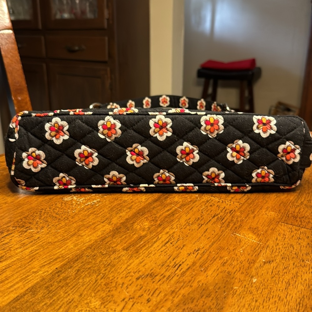 NWOT Vera Bradley quilted periouette shoulder bag - Picture 7 of 7